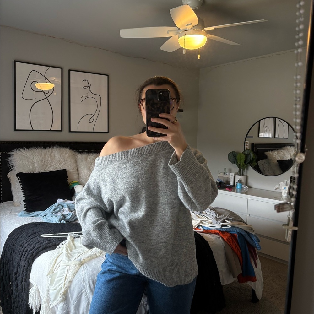 NA-KD Gray Off The Shoulder Sweater!